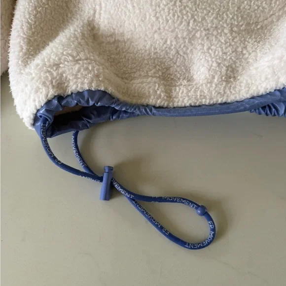 🌟 FP Movement Mountain High Shine Half Zip Sweatshirt ~ Size Large ~ NWT - Picture 9 of 9